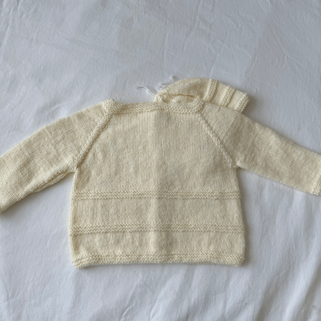 Cream knitted cardigan with bumblebee embroidery and matching hat