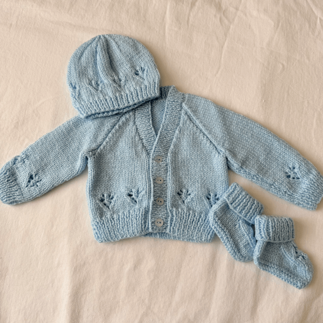 Blue knitted baby set
