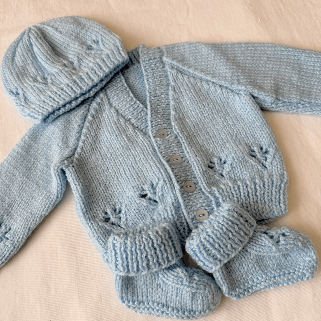 Blue knitted baby set