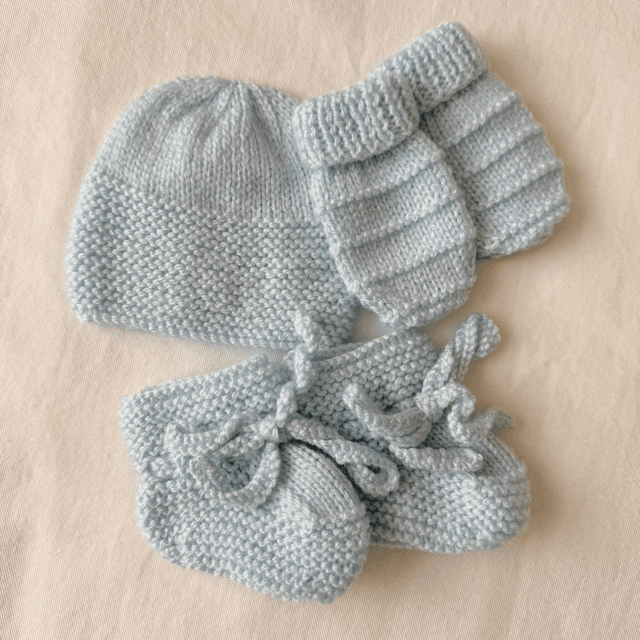 Blue 3 piece knitted baby set